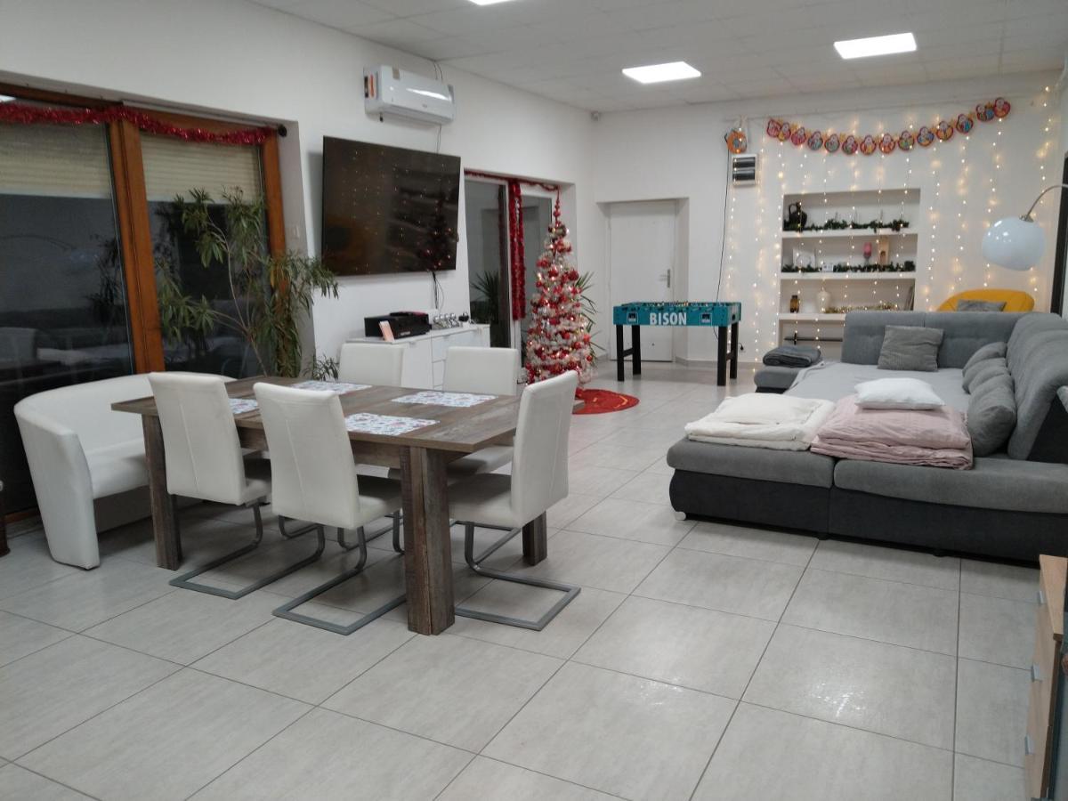 Silver Dream Apartmanhaz Debrecen Exterior foto